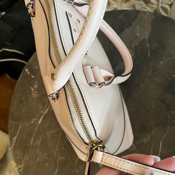 Kate Spade Pink Crossbody Bag with Gold Hardware - Picture 5 of 6